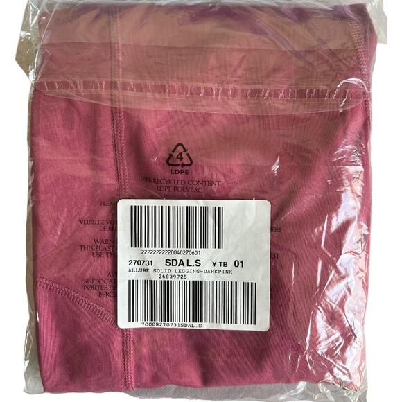 VICTORIA'S SECRET Essential High-Rise Pocket Leg, Large-Short - Picture 8 of 9